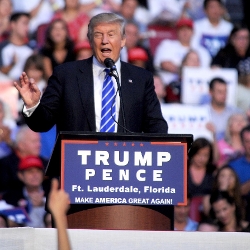 Discorso di Donald Trump a Fort Lauderdale in Florida